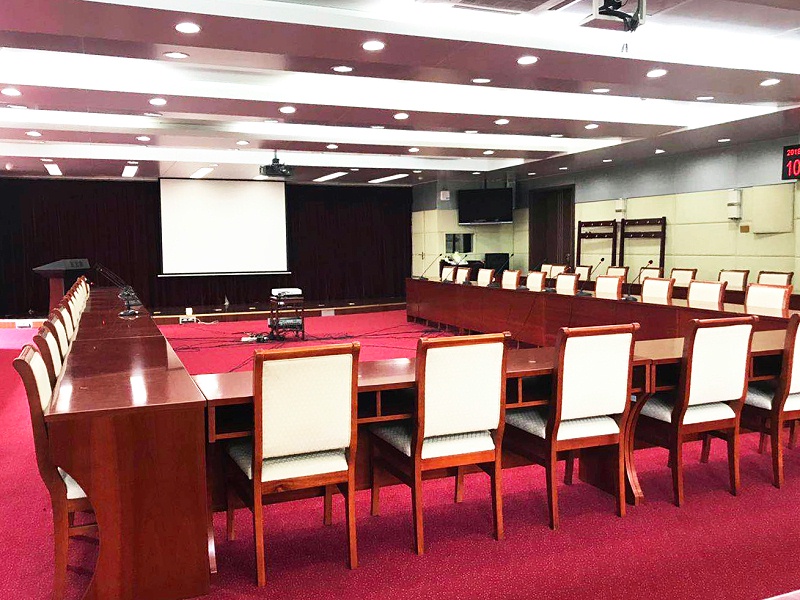 解决会议室草莓视频黄色APP设备中的噪音和干扰问题