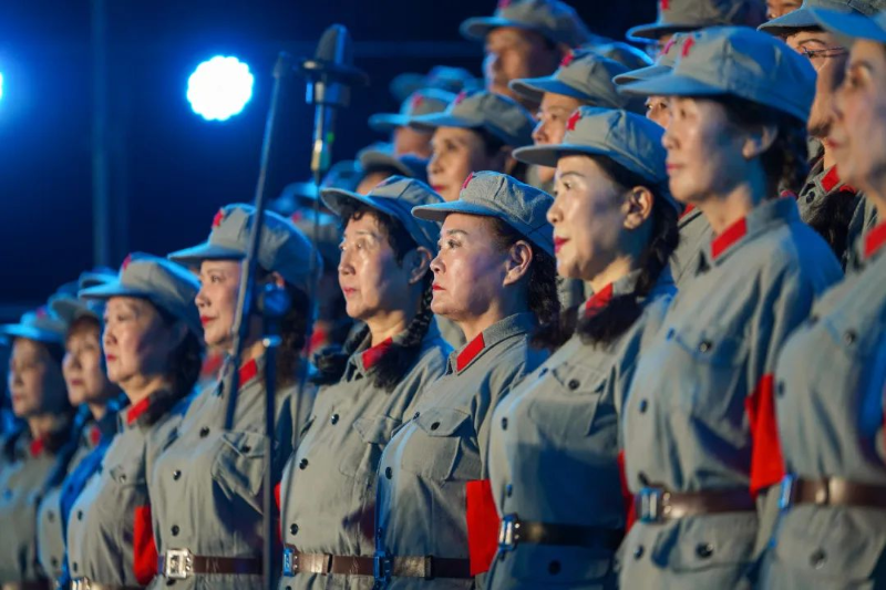 ZOBO草莓污视频下载助力兰州铁路局集团“庆祝人民共和国成立75周年”文艺展演活动成功举办