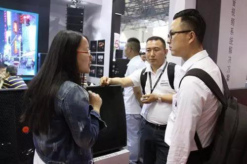 剧场草莓视频黄色APP灯光