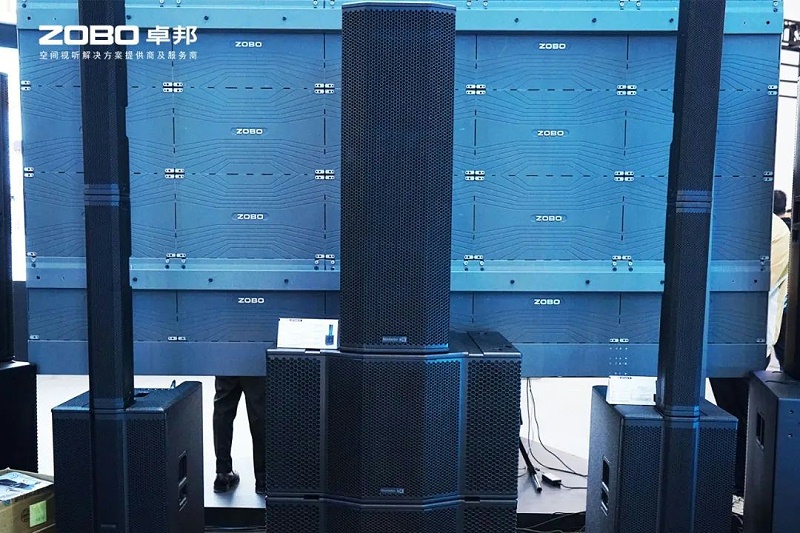 11直击展会首日盛况丨ZOBO草莓污视频下载2025北京InfoComm展