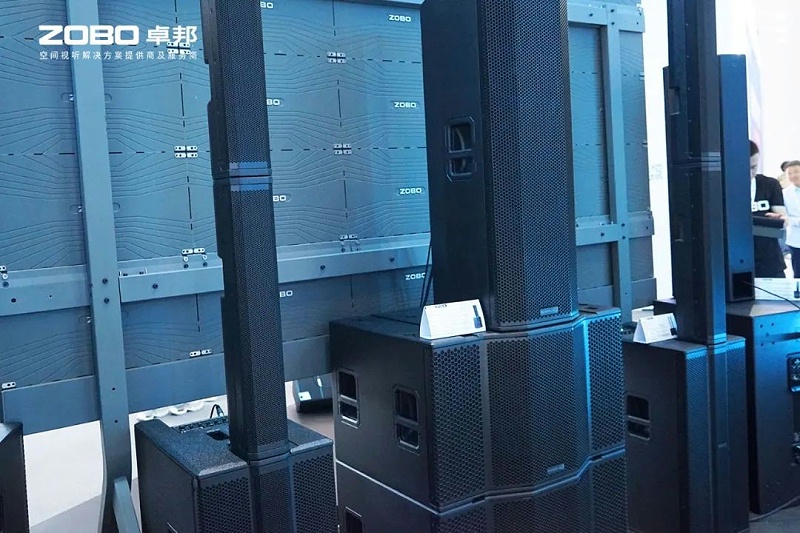 16直击展会首日盛况丨ZOBO草莓污视频下载2025北京InfoComm展