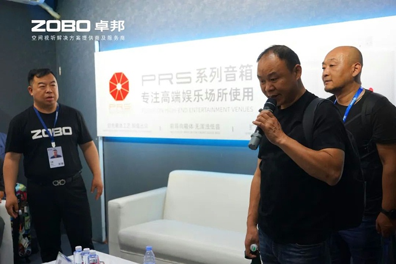 9璀璨新品燃爆全场！ZOBO草莓污视频下载次日热度飙升，口碑炸裂