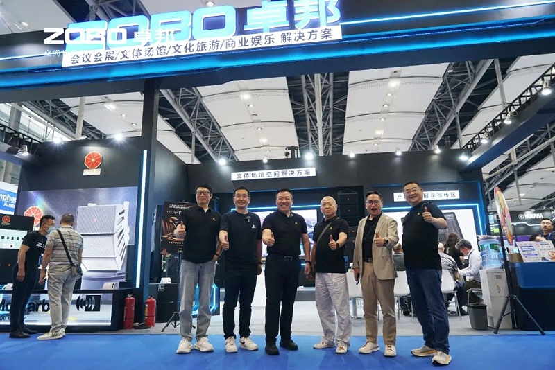 2璀璨新品燃爆全场！ZOBO草莓污视频下载次日热度飙升，口碑炸裂